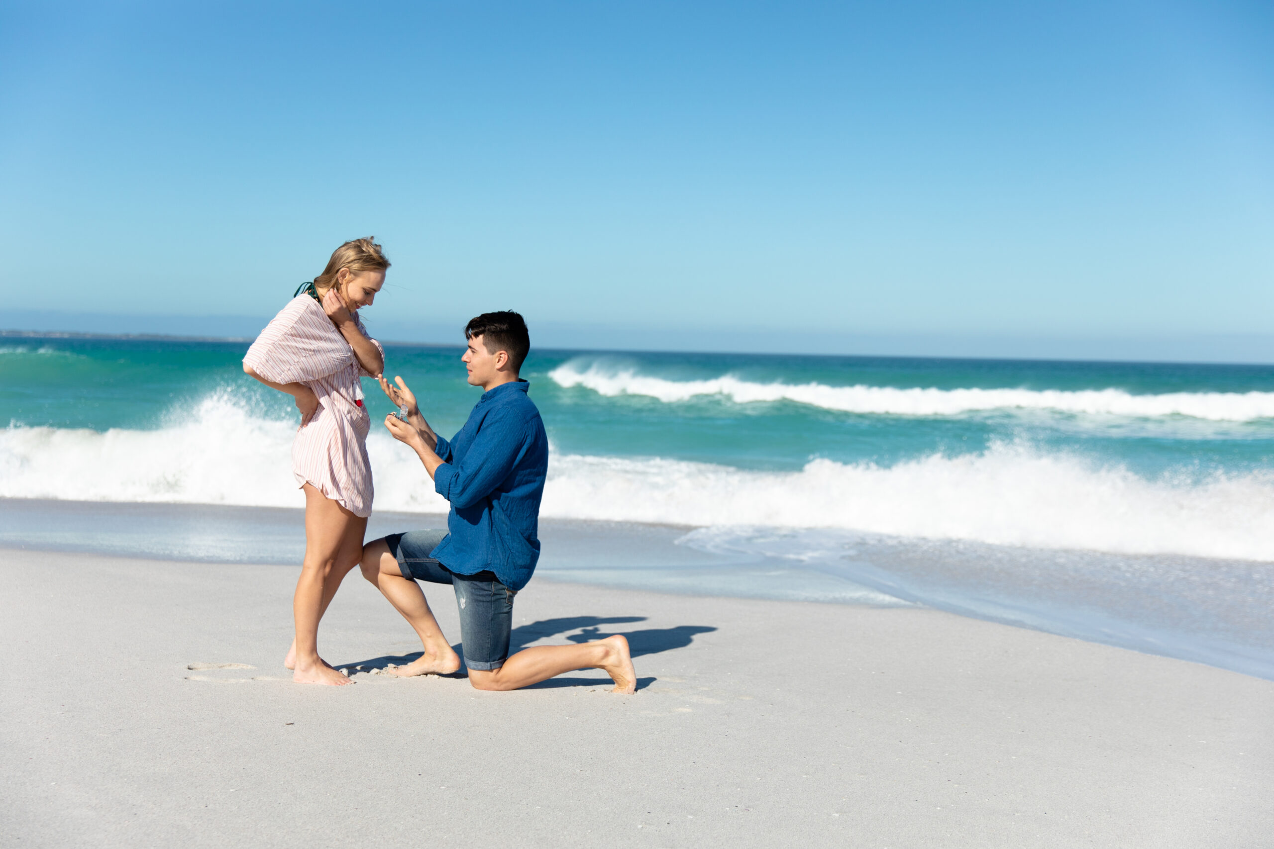 ขอแต่งงานบนหาดทราย