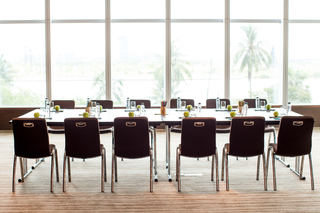 เลือกแผนผังโต๊ะในห้องแบบไหนให้เข้ากับรูปแบบการประชุมสัมมนา