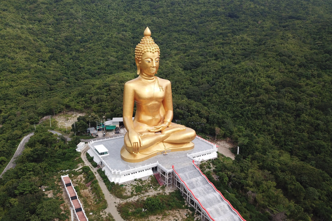 วัดเขาวงพระจันทร์