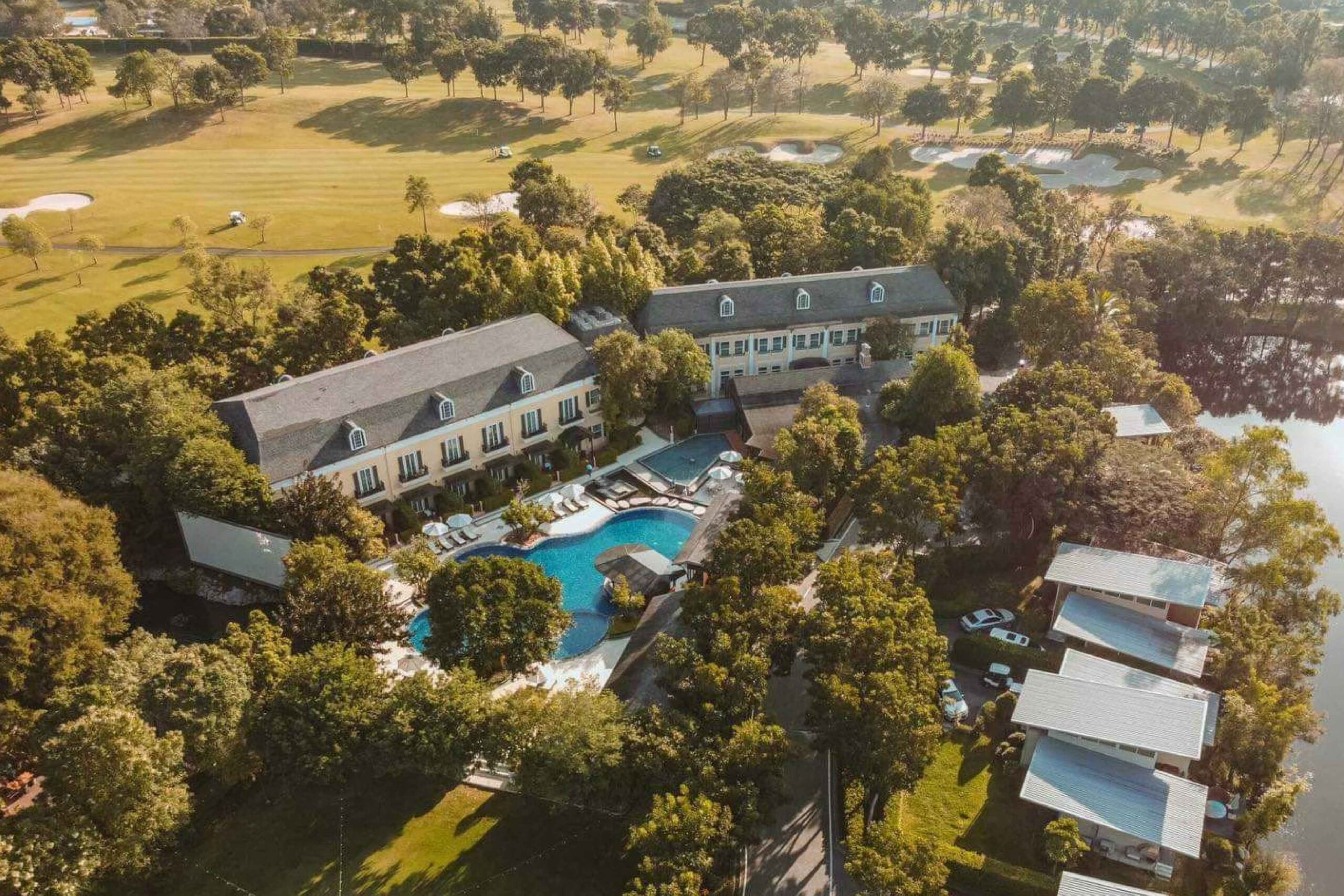 Rancho Charnvee Resort & Country Club