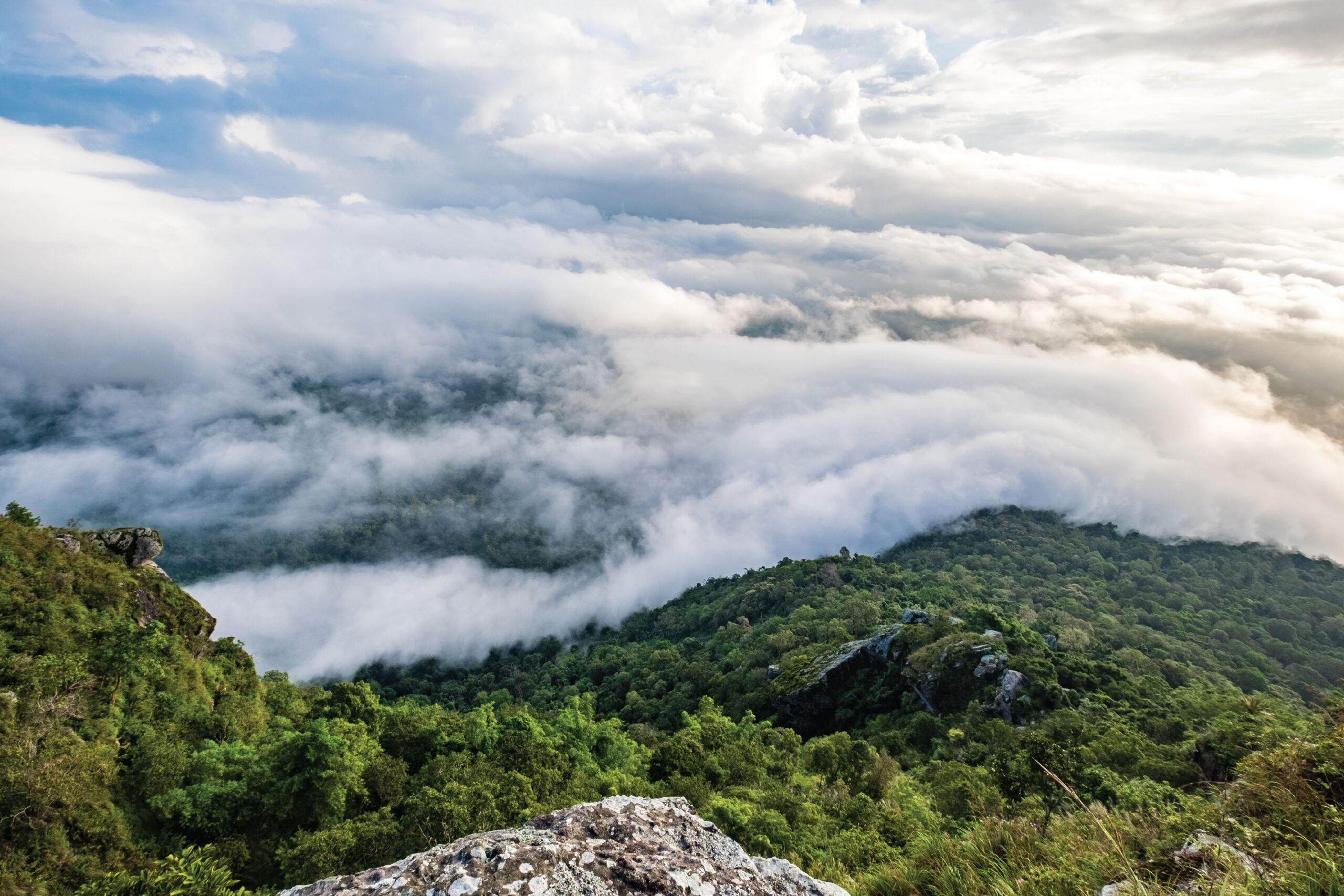 Pha Trom Jai Viewpoint