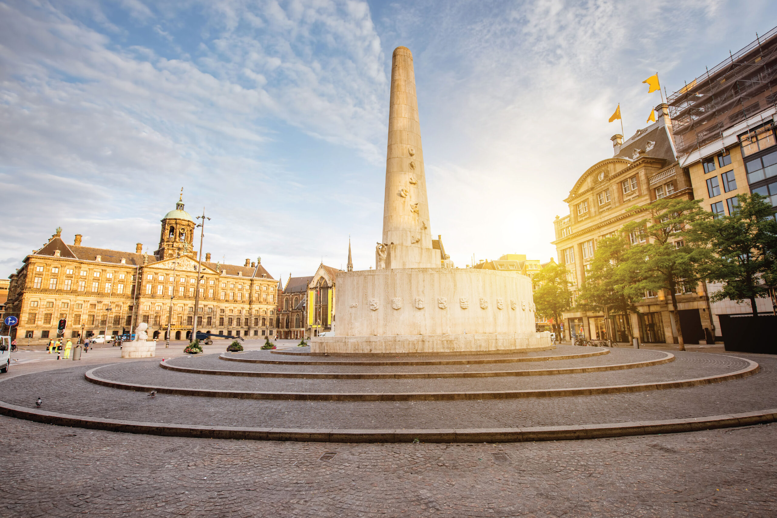 จัตุรัสดัมสแควร์ (Dam Square)