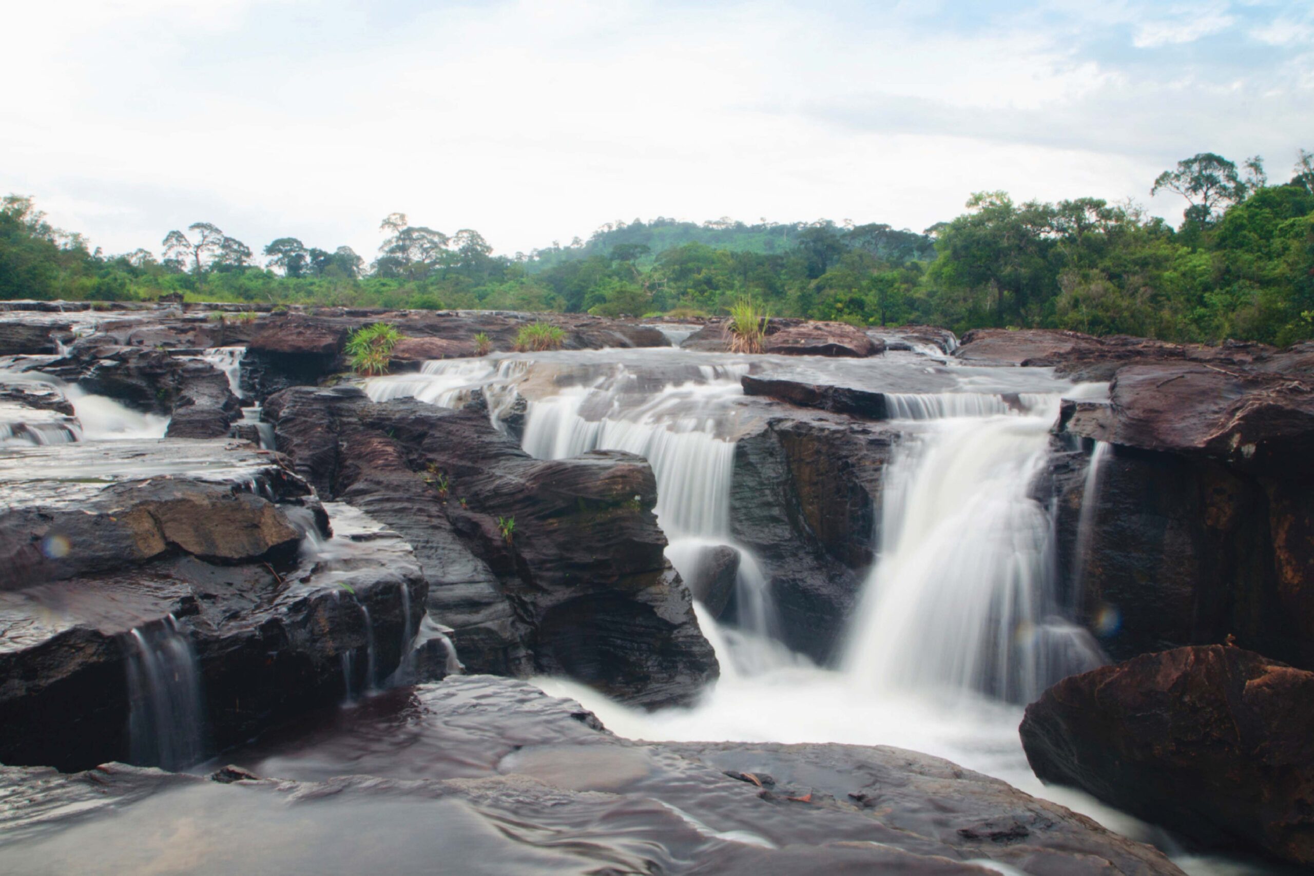 Tad Hin Yao Waterfall