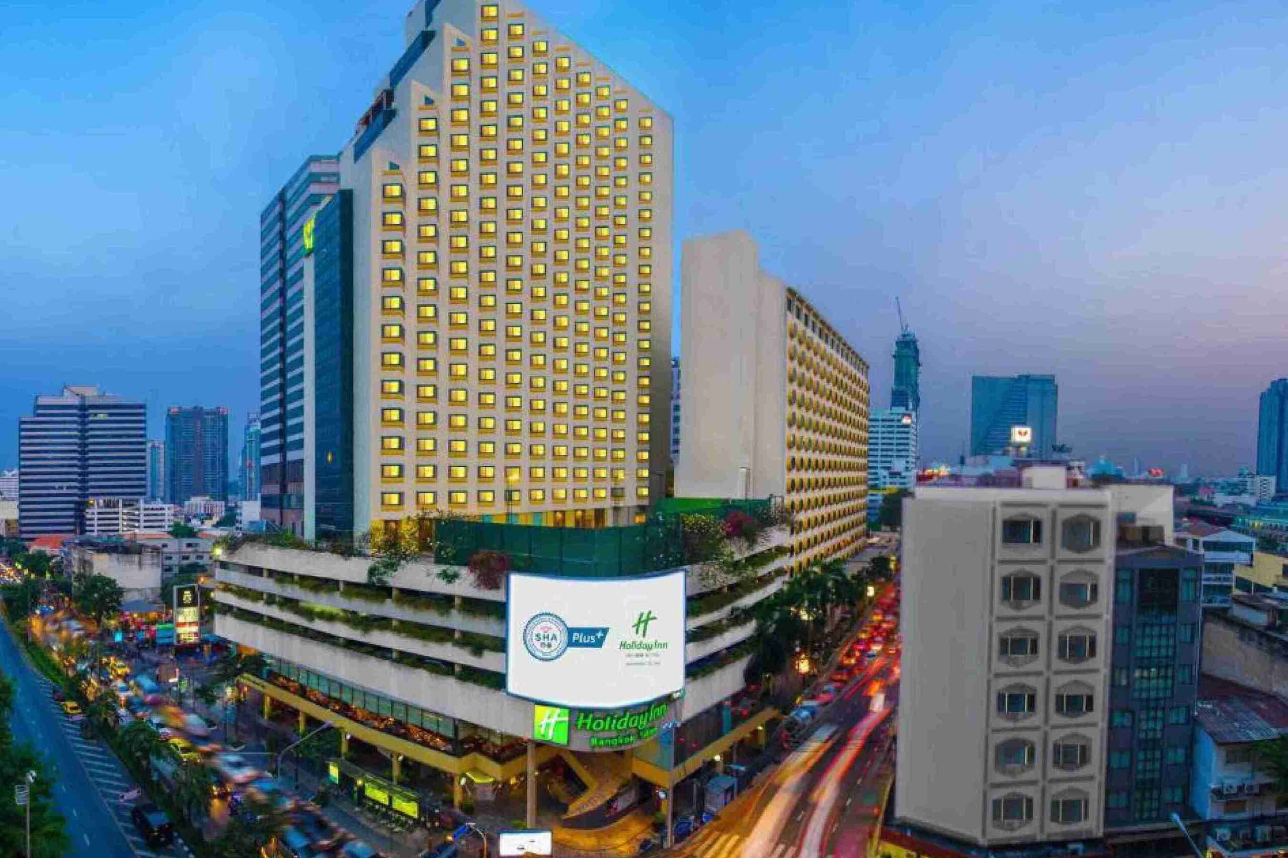 Holiday Inn® Bangkok Silom